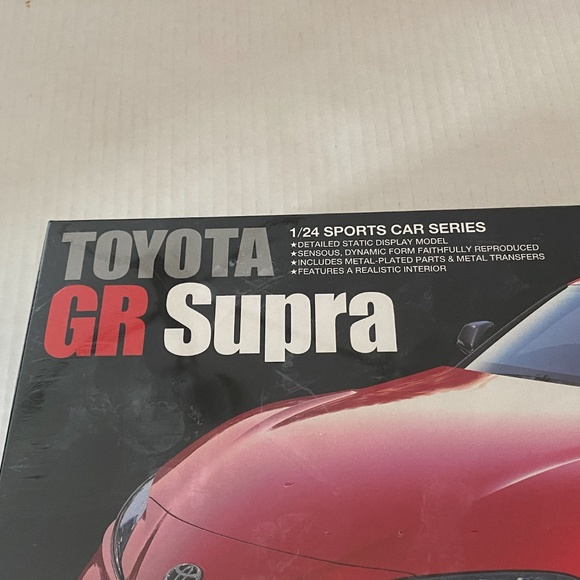 TAMIYA TOYOTA GR SUPRA 24351 - 1/24 SCALE MODEL KIT - Picture 5 of 5